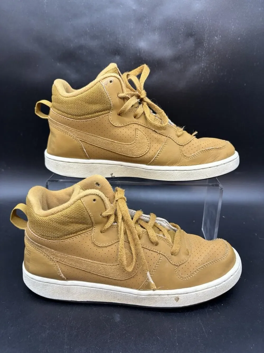 Nike Court Borough Mid Basketball Shoes Wheat Youth Size 6.5Y Style 839977-701